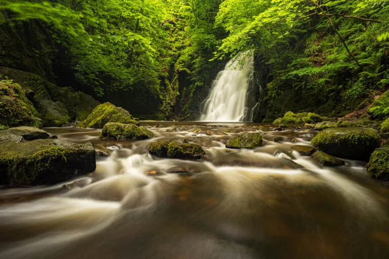 Gleno Waterfall